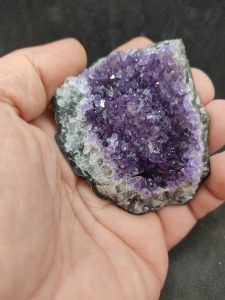 Améthyste Brut 154 gr Uruguay 