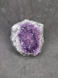 Améthyste Brut 154 gr Uruguay 