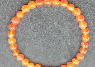 Bracelet en Cornaline 6 mm sur élastique